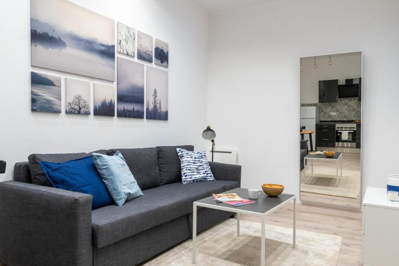 Cozy Studio Apartment 5 Min From Camp Nou Barcelona Exterior foto